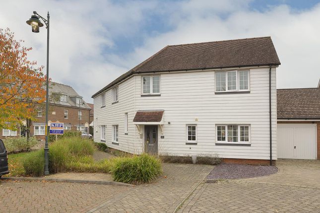 Hazen Road, Kings Hill, ME19 4DF 4 bed semi