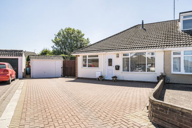 Summerhouse Road, Wroughton, Swindon... 2 bed semi