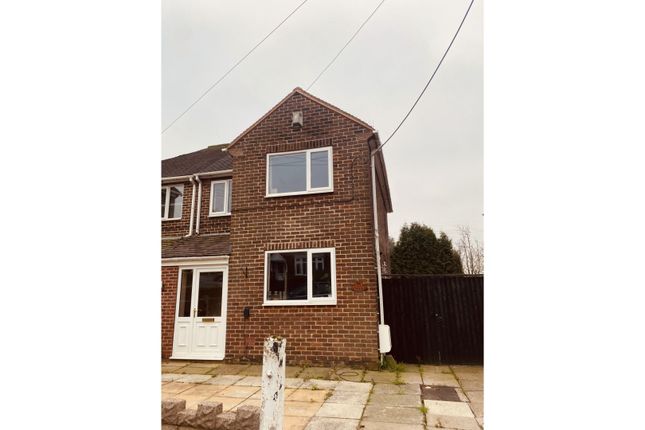 3 bed semi-detached house