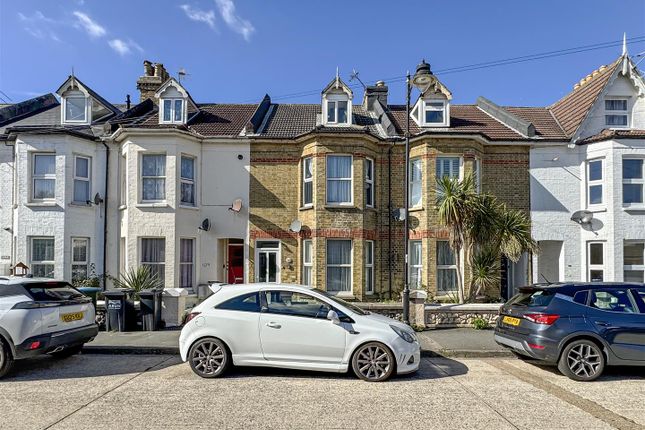 Bayford Road, Littlehampton BN17 5 bed terraced house for sale