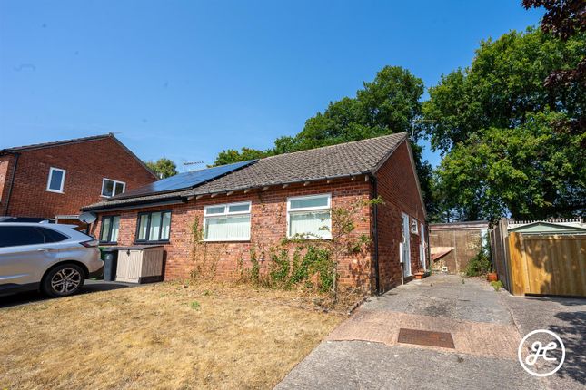 1 bedroom semi-detached bungalow for sale