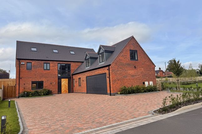 Washbrook Lane, Allesley, CV5 9RR 6 bed detached house for sale