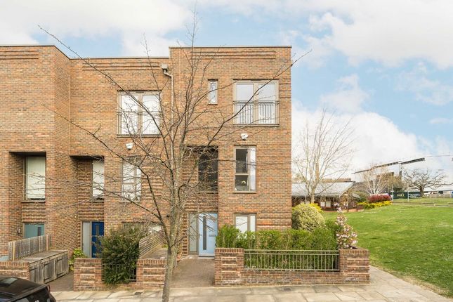John Hunter Avenue, London SW17 4 bed terraced house for sale