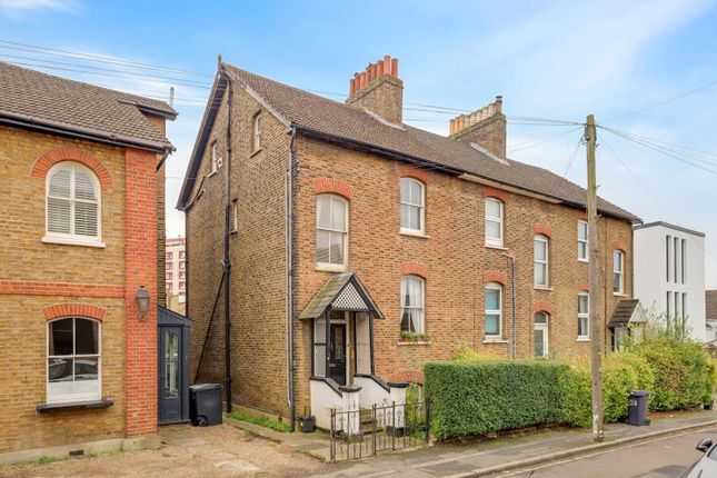 Suffolk Road, South Norwood 3 bed end of terrace house for sale