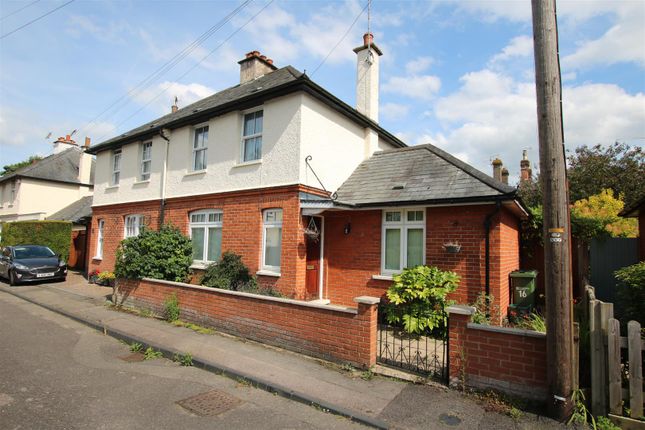 MAGAZINE PLACE, SOUTH LEATHERHEAD, KT22 2 bed semi