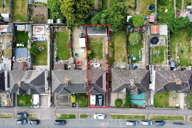 Winstanley Drive, Leicester LE3 3 bed end of terrace house for sale