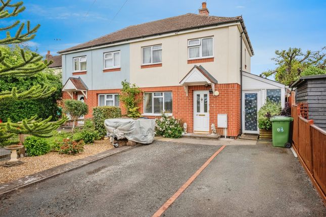 2 bedroom semi-detached house for sale
