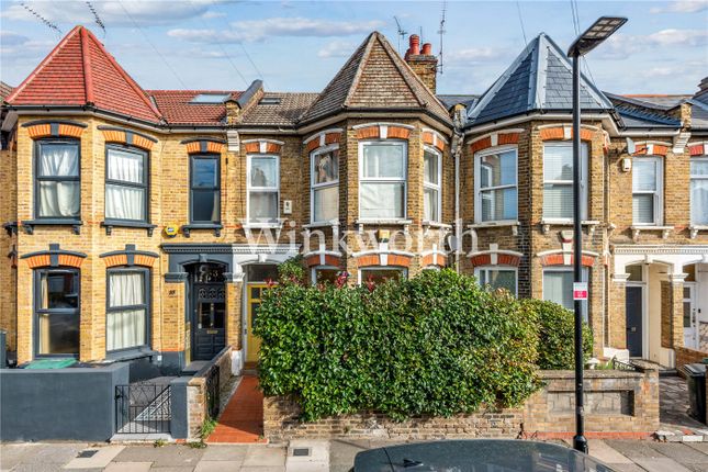 Carlingford Road, London, N15 2 bed apartment for sale