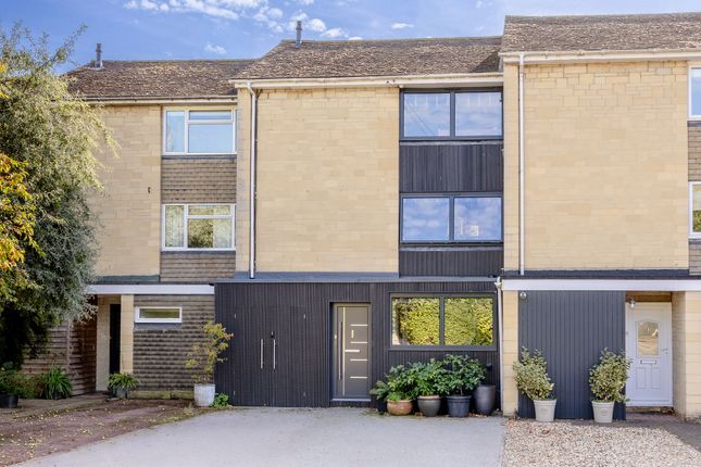 4 bedroom terraced house for sale