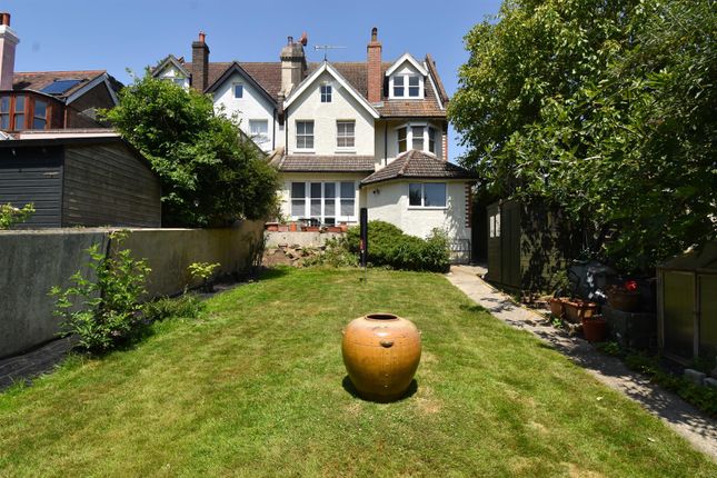 7 bedroom semi-detached house for sale