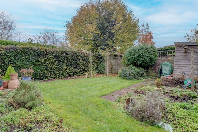 Oakengrove Close, High Wycombe HP15 3 bed bungalow for sale