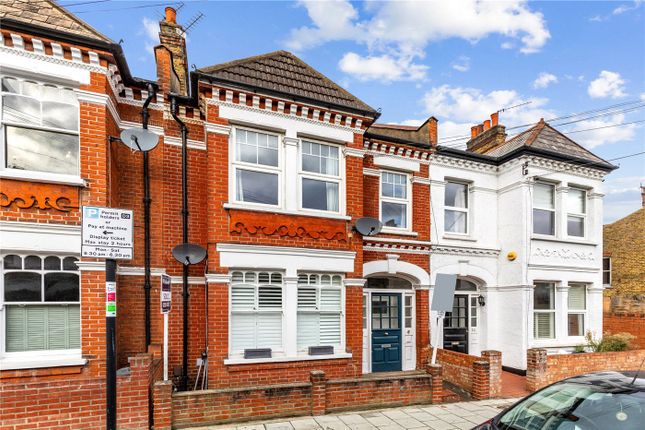 3 bedroom maisonette for sale