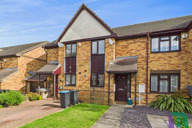 Lowland Road, Milton Keynes MK4 2 bed terraced house for sale