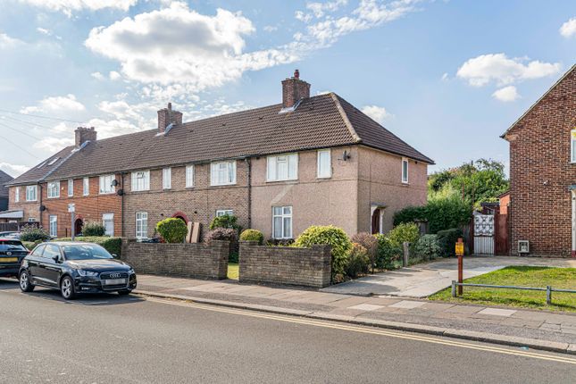 Montrose Avenue, Edgware, HA8 3 bed end of terrace house for sale