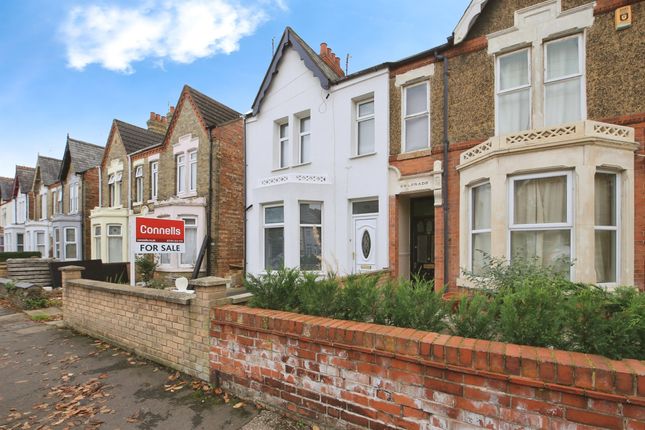 3 bed semi-detached house