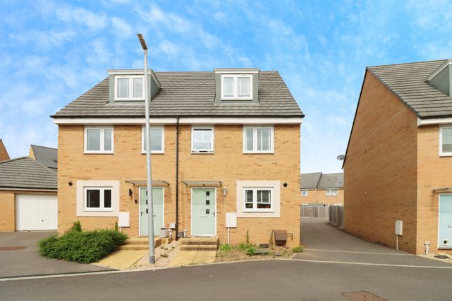 3 bed semi-detached house