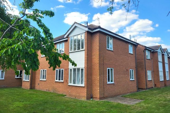 Swindon Close, Cheltenham GL51 1 bed apartment for sale