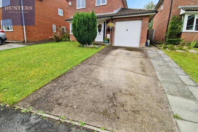 Clos Penglyn, Pencoed, Bridgend 4 bed detached house for sale
