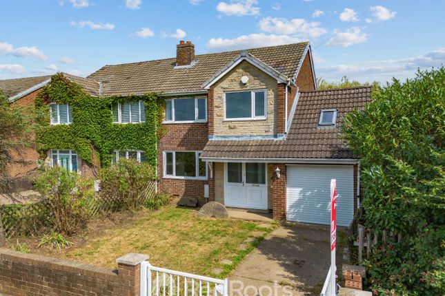 Harlington, South Yorkshire DN5 3 bed semi
