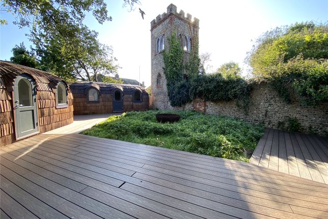 Twitten Way, Worthing, West Sussex, BN14 5 bed terraced house for sale