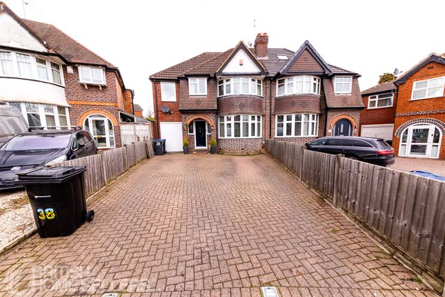 5 bedroom semi-detached house for sale