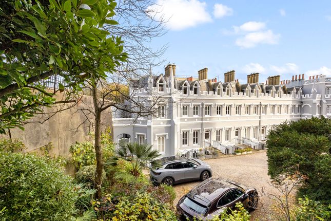 Wykeham Terrace, Brighton BN1 4 bed end of terrace house for sale