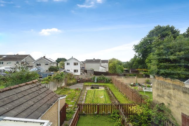 3 bed detached house