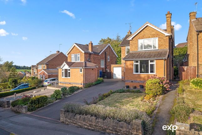Summercourt Drive, Nottingham NG15 3 bed detached house for sale