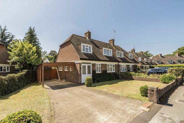 Foxholes, Weybridge KT13 2 bed bungalow for sale