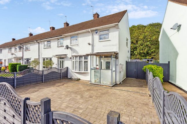 Letchworth Close, South Oxhey 2 bed end of terrace house for sale