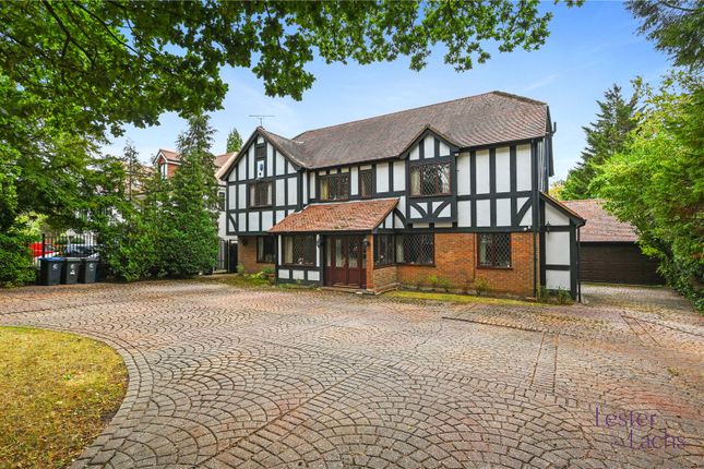 6 bedroom detached house for sale