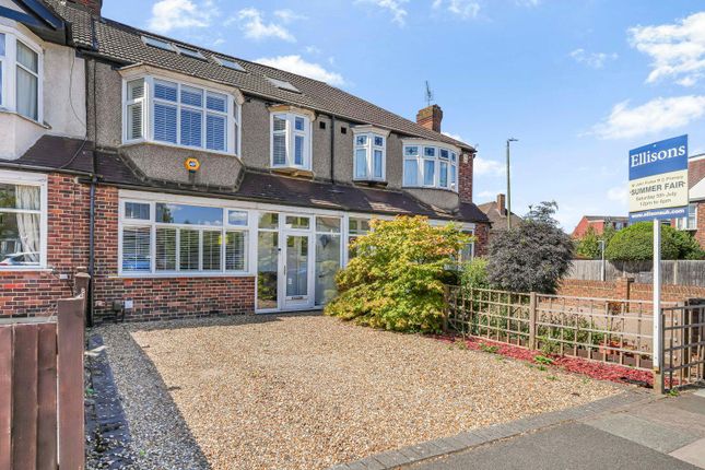 5 bedroom terraced house for sale