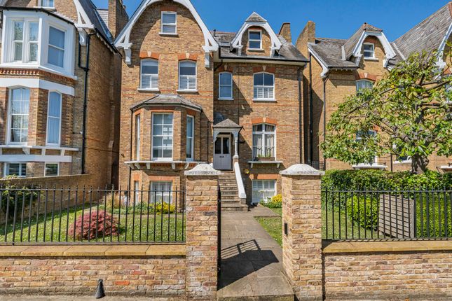 Kings Road, Richmond 1 bed apartment for sale