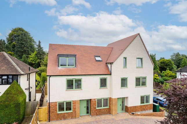North Down, South Croydon, CR2 4 bed end of terrace house for sale