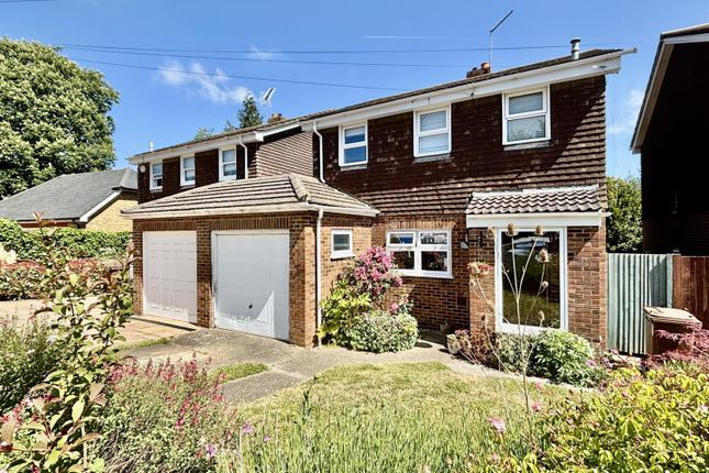 Roebuck Road, Rochester 3 bed detached house for sale