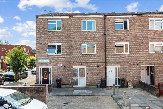 Cromford Path, London, E5 3 bed terraced house for sale