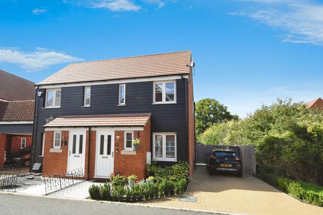 3 bedroom semi-detached house for sale
