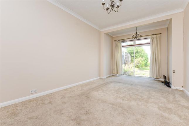 3 bed semi-detached bungalow
