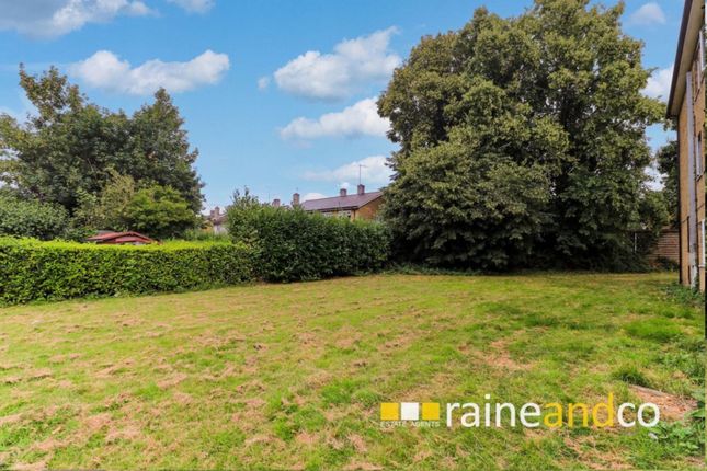 Days Mead, Hatfield 2 bed flat for sale