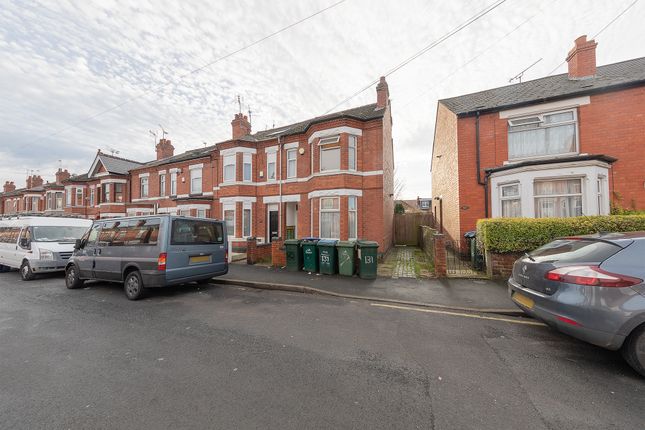 6 bed end terrace house