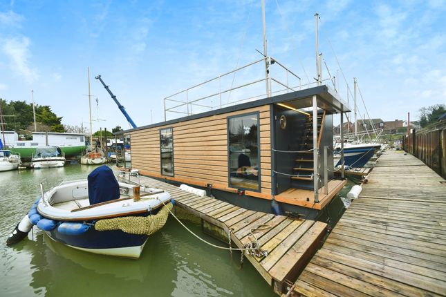 2 bedroom house boat for sale