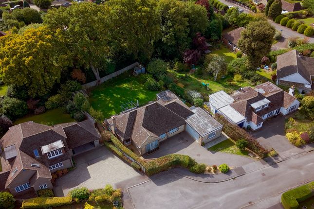 Foxfields, West Chiltington, RH20 4 bed detached bungalow for sale