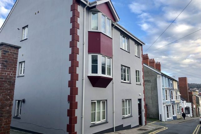 37 Queen Street, Aberystwyth, Ceredigion 1 bed flat for sale