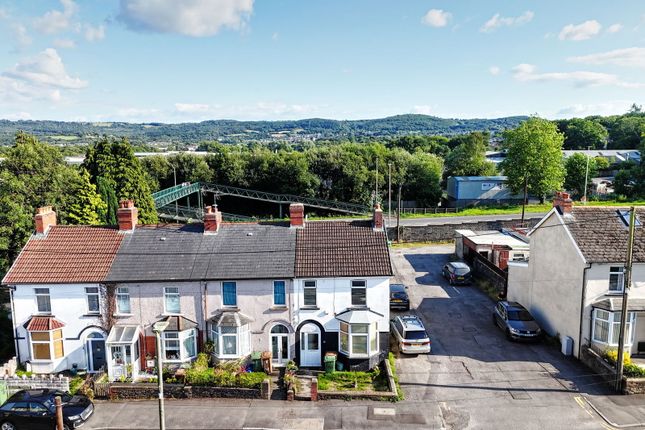 Wilkins Terrace, Caerphilly CF83 3 bed end of terrace house for sale