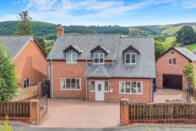 Spring Bank, Sarn, Newtown, Powys, SY16 3 bed detached house for sale