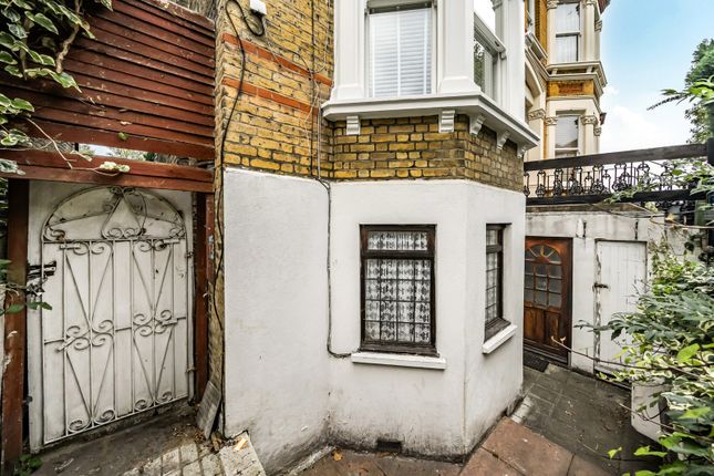 Jerningham Road, London 2 bed apartment for sale