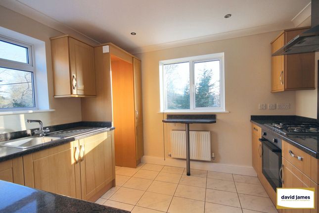 Southborough Lane, Bromley 2 bed maisonette for sale