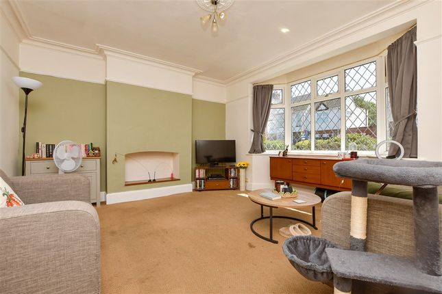 Beacon Road, Broadstairs, Kent 3 bed semi