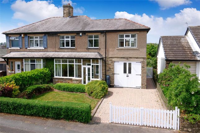 Moorland Avenue, Shipley BD17 3 bed semi
