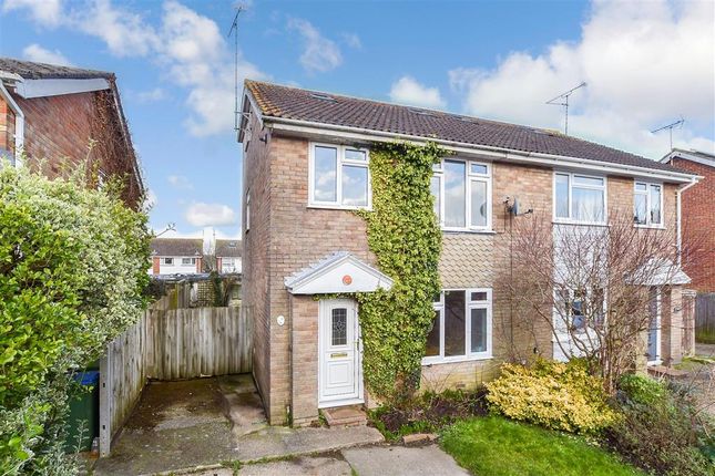 Newland Road, Upper Beeding... 4 bed semi